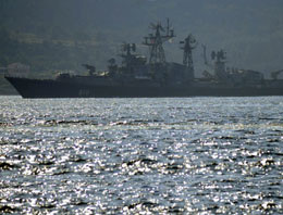 Rus savaş gemileri Kıbrıs'ta
