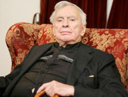 Gore Vidal hayatını kaybetti