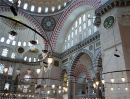 Süleymaniye Camii'de büyük rezalet