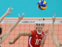 Deniz Gökçe, kadın voleybolcuları BBC'ye yazdı